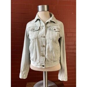 Essential Denim Size S Crop Jean Jacket Light Wash Button Pockets & Side Pockets
